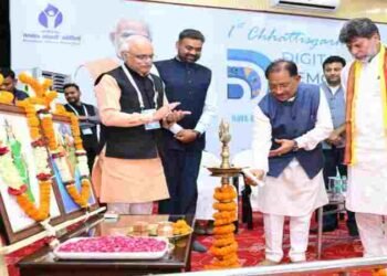 डिजिटल डेमोक्रेसी डायलॉग में मुख्यमंत्री का आह्वान: क्रिएटर्स दिखाएं बदलते छत्तीसगढ़ की नई पहचान