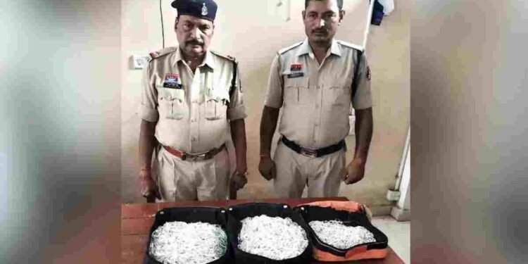 CG NEWS: यात्री बस से 46 लाख की चांदी जब्त, आरोपी गिरफ्तार