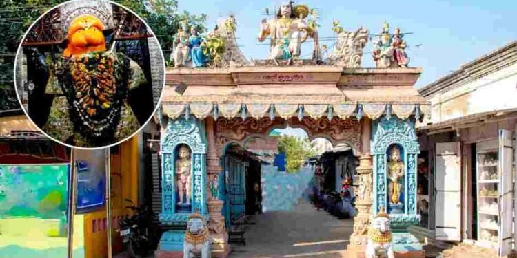वो रहस्यमयी मंदिर, जहां आज भी बेड़ियों में कैद हैं हनुमान जी