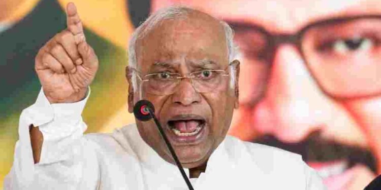 कांग्रेस अध्यक्ष खड़गे ने PM मोदी को बता दिया ‘आतंकवादी’