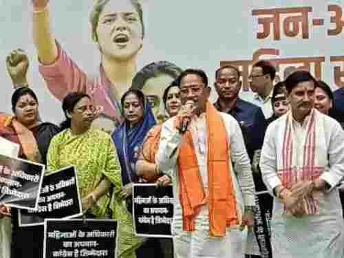 रायपुर में बीजेपी का शक्ति प्रदर्शन: महिला आरक्षण पर ‘इंडी’ गठबंधन के खिलाफ फूटा जनआक्रोश