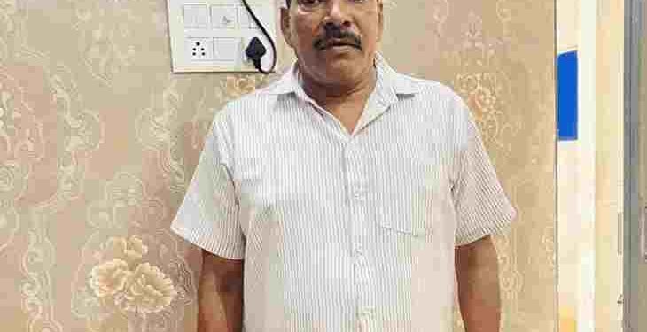 रायपुर में बर्खास्त पुलिसकर्मी ने पत्नी और बेटी की कुल्हाड़ी से काटकर की हत्या, वारदात के बाद खुद किया सरेंडर