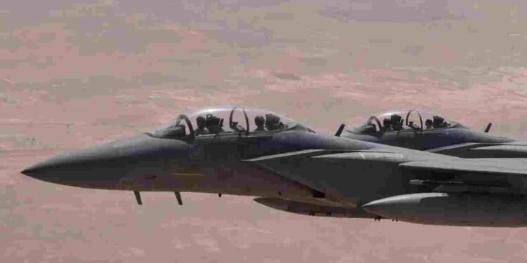 US पायलट पर 55 लाख का इनाम…F15 गिराने के बाद ईरान का ऐलान