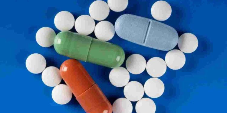 जेनेरिक दवाओं का कमाल, अमेरिकी टैरिफ का भारत पर नहीं होगा बड़ा असर