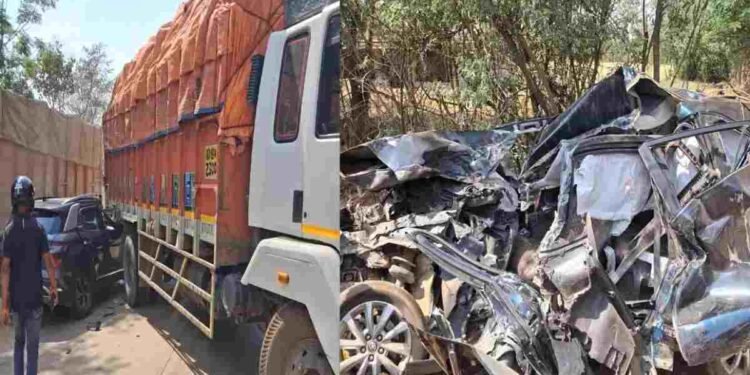 छत्तीसगढ़ में डबल सड़क हादसा: अंबिकापुर में 6 घायल, बालोद में पिकअप पलटने से 1 की मौत, 17 घायल