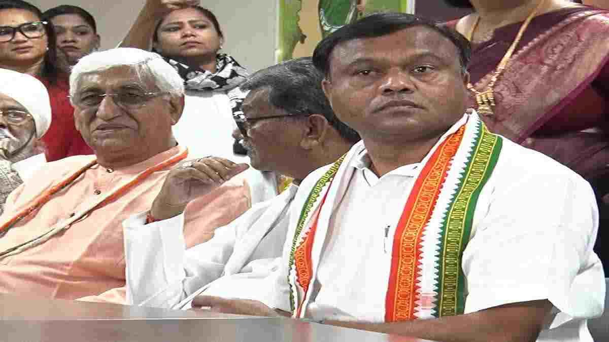 दीपक बैज का बड़ा बयान: “टी.एस. सिंहदेव दिल्ली जाएं, छत्तीसगढ़ में अब युवाओं को मिले मौका”