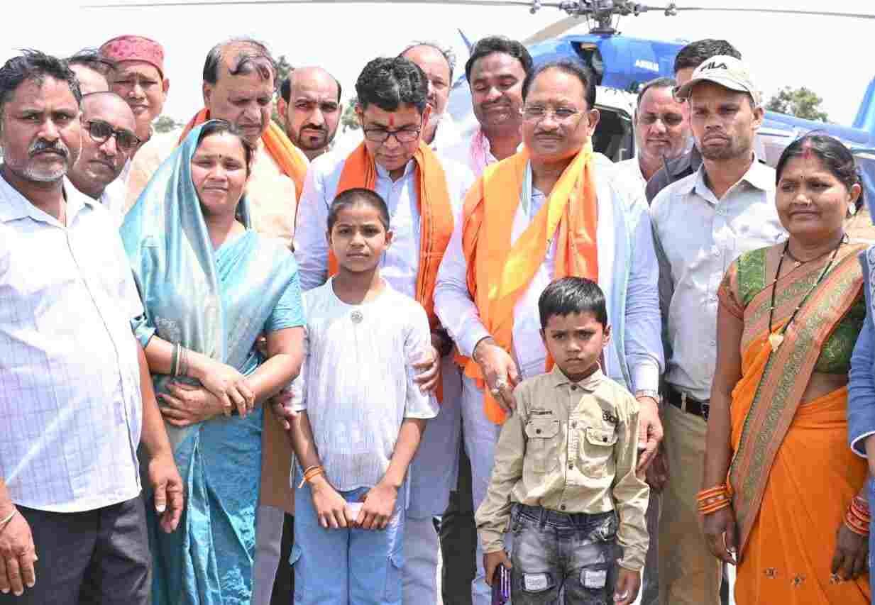 चिरायु योजना से मिली नई जिंदगी: समीरा और नितिन ने मुख्यमंत्री को थैंक यू कार्ड देकर जताया आभार’