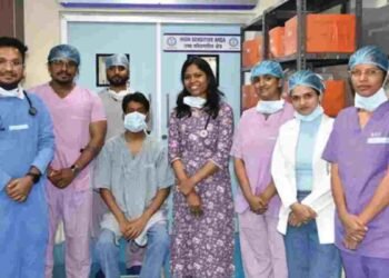 बेटे को मां ने दी किडनी, ब्लड ग्रुप अलग होने के बावजूद AIIMS रायपुर में सफल ट्रांसप्लांट