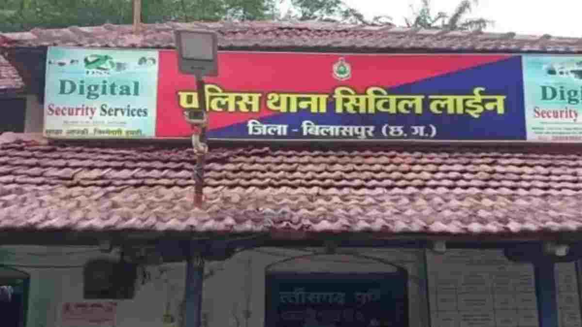 बिलासपुर में सरेराह तीन तलाक: फैमिली कोर्ट के बाहर पति ने पत्नी को बोला ‘तलाक-तलाक-तलाक’, जान से मारने की धमकी
