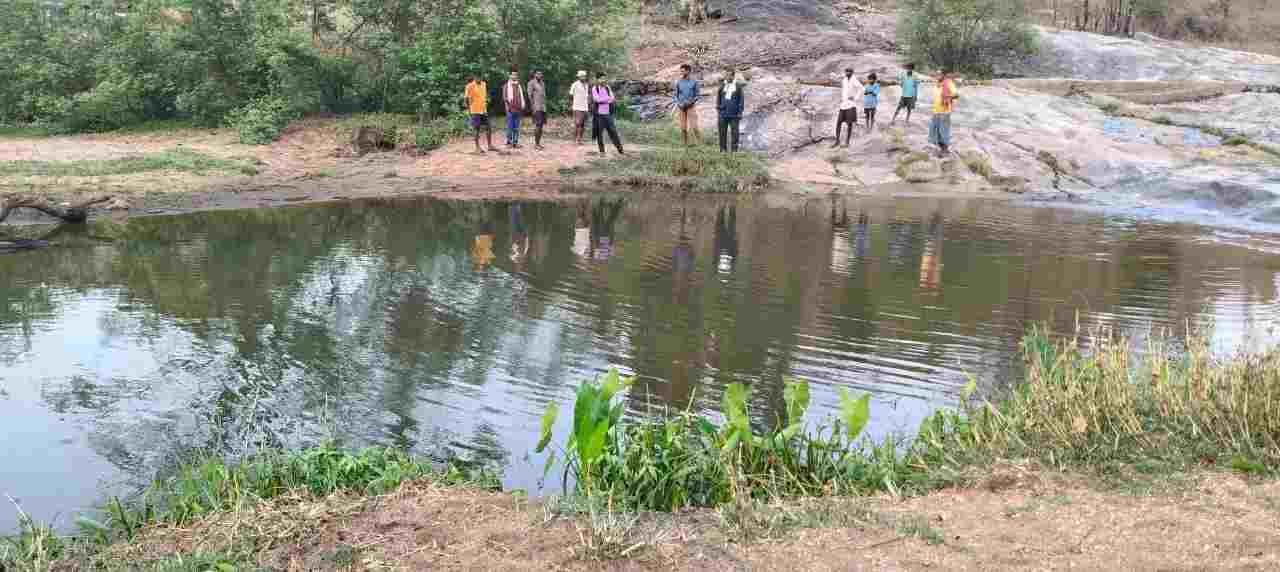CG NEWS- नवजात बच्ची को जिंदा तालाब में फेंका, पानी में डूबने से हुई दर्दनाक मौत