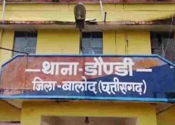 CG NEWS- प्रेमी जोड़े ने ट्रेन के सामने कूदकर दी जान, इलाके में सनसनी