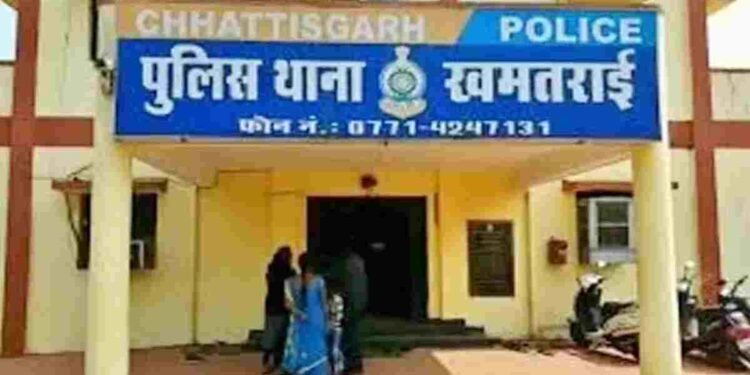 रायपुर में बम बनाने की सामग्री मिलने से हड़कंप, मितानिन के घर पुलिस की बड़ी दबिश