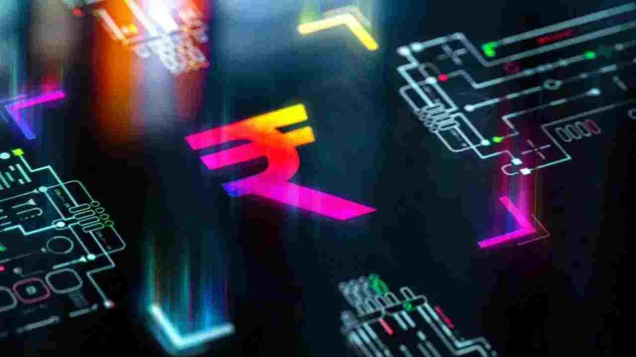 रुपया हुआ बहुत कमजोर, पेट्रोल-डीजल से लेकर मोबाइल तक अब सब होगा महंगा!