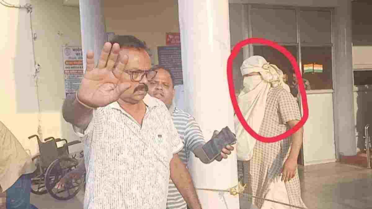 दुष्कर्म के आरोप में ‘चावल वाले बाबा’ आचार्य नरेंद्र नयन शास्त्री गिरफ्तार