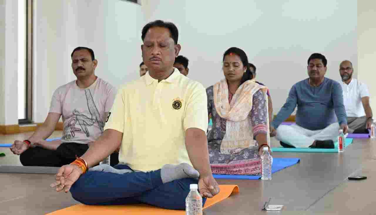विशेष लेख : अंतर्राष्ट्रीय योग दिवस 2026: स्वस्थ जीवन और विकसित भारत का आधार बनेगा योग