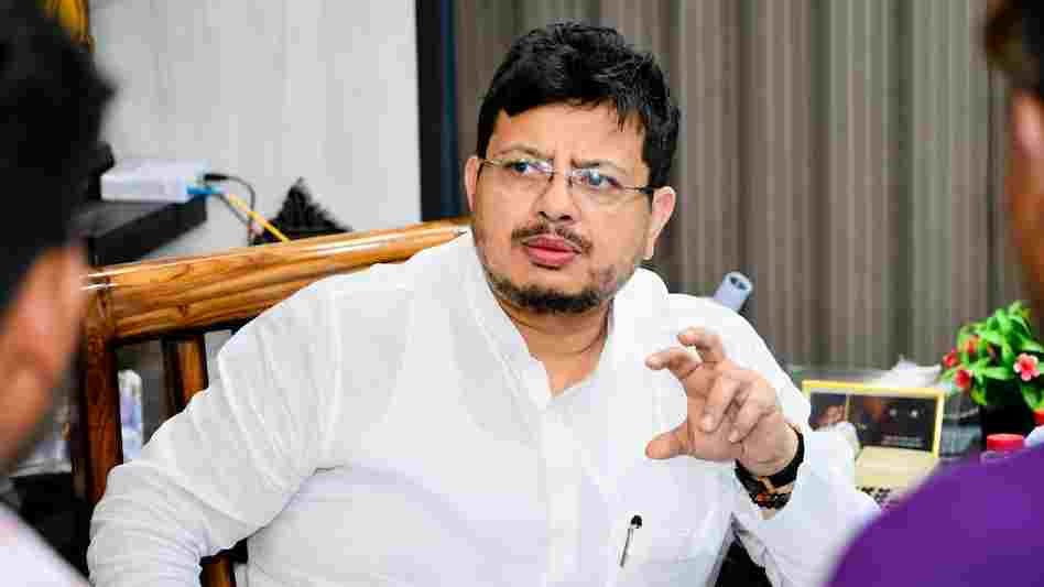 ममता से छिन गई TMC! बागी गुट को स्पीकर ने माना असली पार्टी, ऋतब्रत बने नेता प्रतिपक्ष