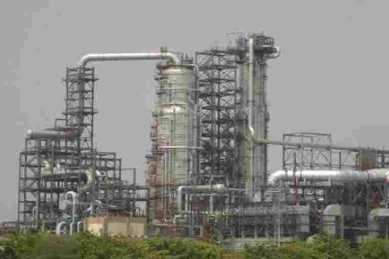 रायगढ़ में ₹1.48 करोड़ की बड़ी ठगी: इथेनॉल प्लांट के नाम पर दिल्ली की कंपनी ने किया फर्जीवाड़ा, फर्जी बिल भेजकर लगाया चूना