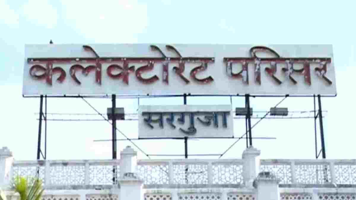 सीतापुर में विधायक-तहसीलदार विवाद के बाद बड़ा एक्शन, नायब तहसीलदार हटाए गए, एसडीएम को भी हटाने की अटकलें तेज