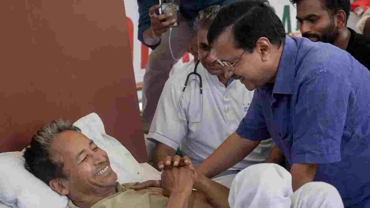 धर्मेंद्र इस्तीफा दें, वांगचुक को बनाया जाए शिक्षा मंत्री: केजरीवाल