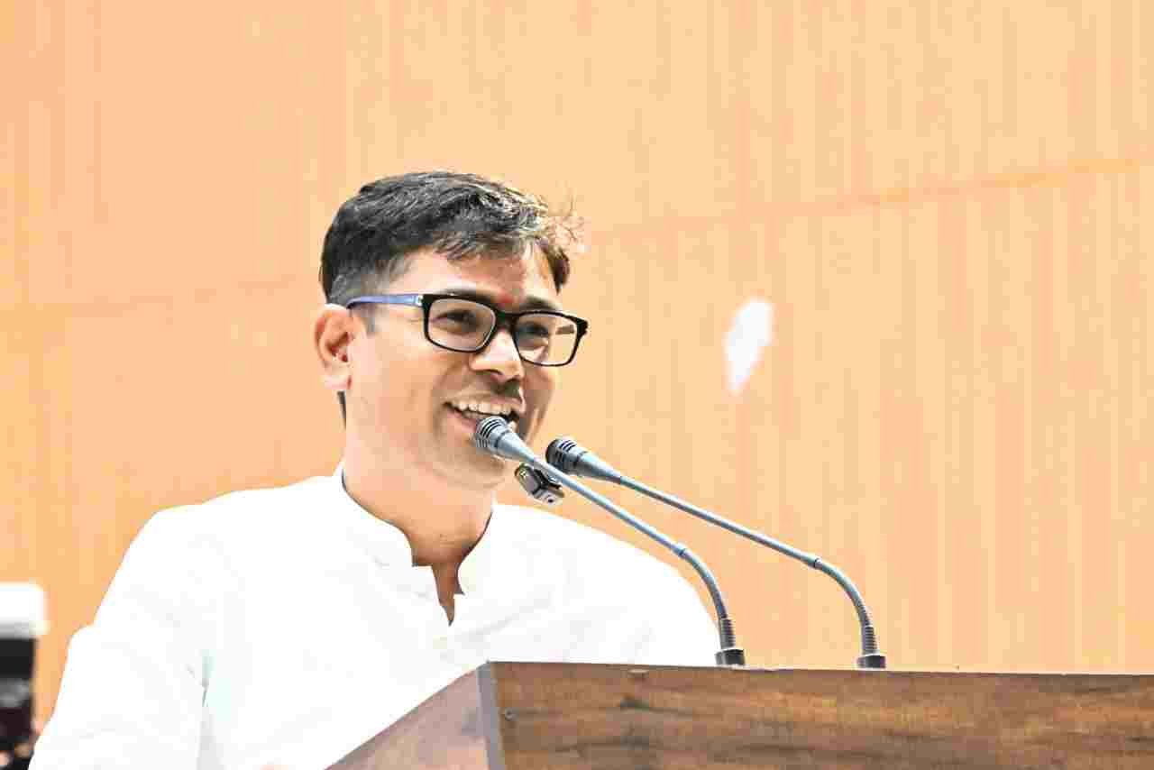 युवा अपने हौसलों को मजबूत करें और लक्ष्य हासिल करने निरंतर प्रयास करें : वित्त मंत्री ओ.पी. चौधरी