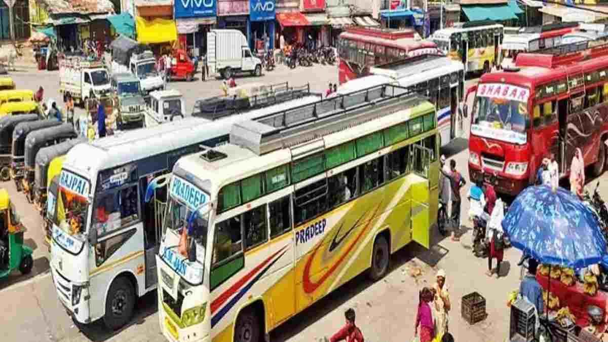 छत्तीसगढ़ में 22 सितंबर से थम सकते हैं यात्री बसों के पहिए: 12 हजार बसें रहेंगी बंद, यातायात महासंघ का अनिश्चितकालीन हड़ताल का ऐलान