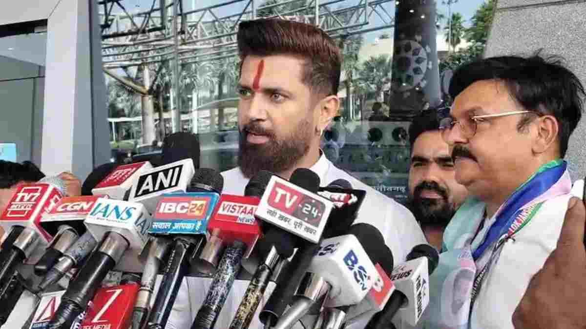 रायपुर पहुंचे चिराग पासवान, छत्तीसगढ़ में LJP की सियासी एंट्री का ऐलान; बोले- आगामी चुनाव में दर्ज कराएंगे मौजूदगी