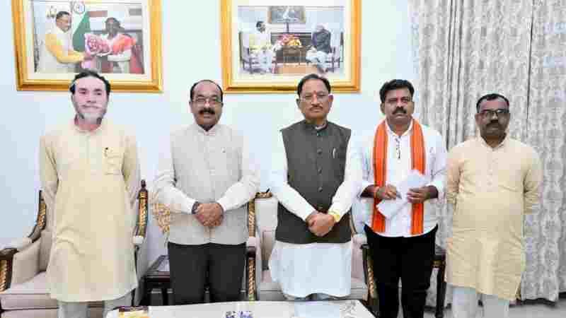 गन्ना किसानों के हित में बड़ा निर्णय: अब 425 रुपए प्रति क्विंटल की दर से होगी गन्ने की खरीदी