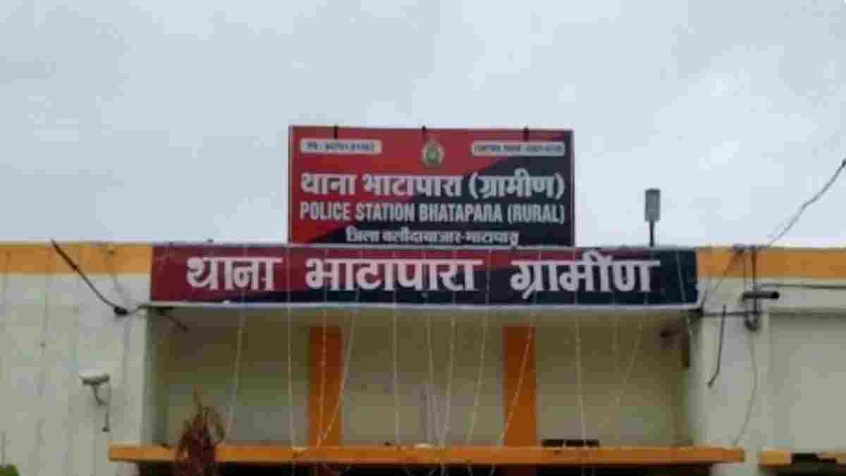 CG News: बलौदाबाजार में बिस्तर पर खून से लथपथ मिला महिला का शव, हत्या की आशंका; पति लापता