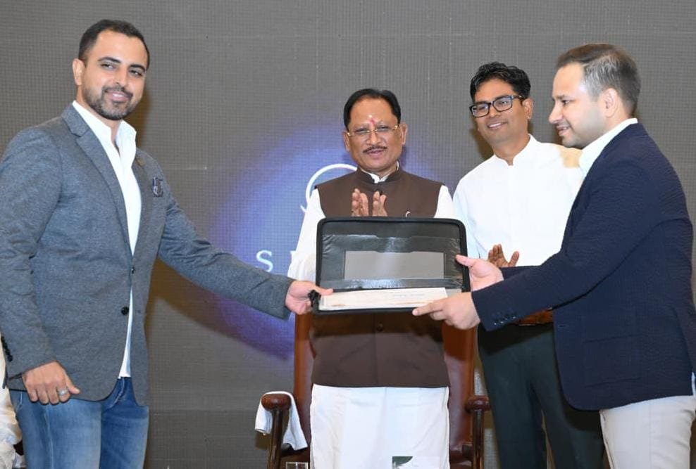 छत्तीसगढ़ में विश्वस्तरीय खेल सुविधाओं की तैयारी, नवा रायपुर में पुलेला गोपीचंद शुरू करेंगे बैडमिंटन अकादमी