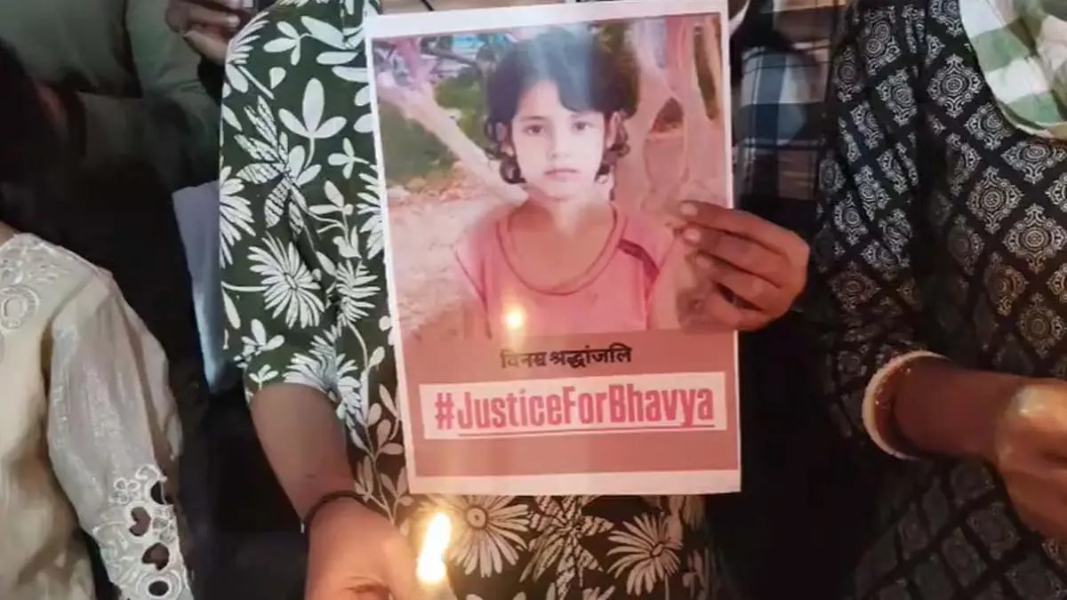 Korba News: 7 साल की मासूम से दरिंदगी और हत्या के बाद भड़का आक्रोश, SP सिद्धार्थ तिवारी को हटाने की उठी मांग